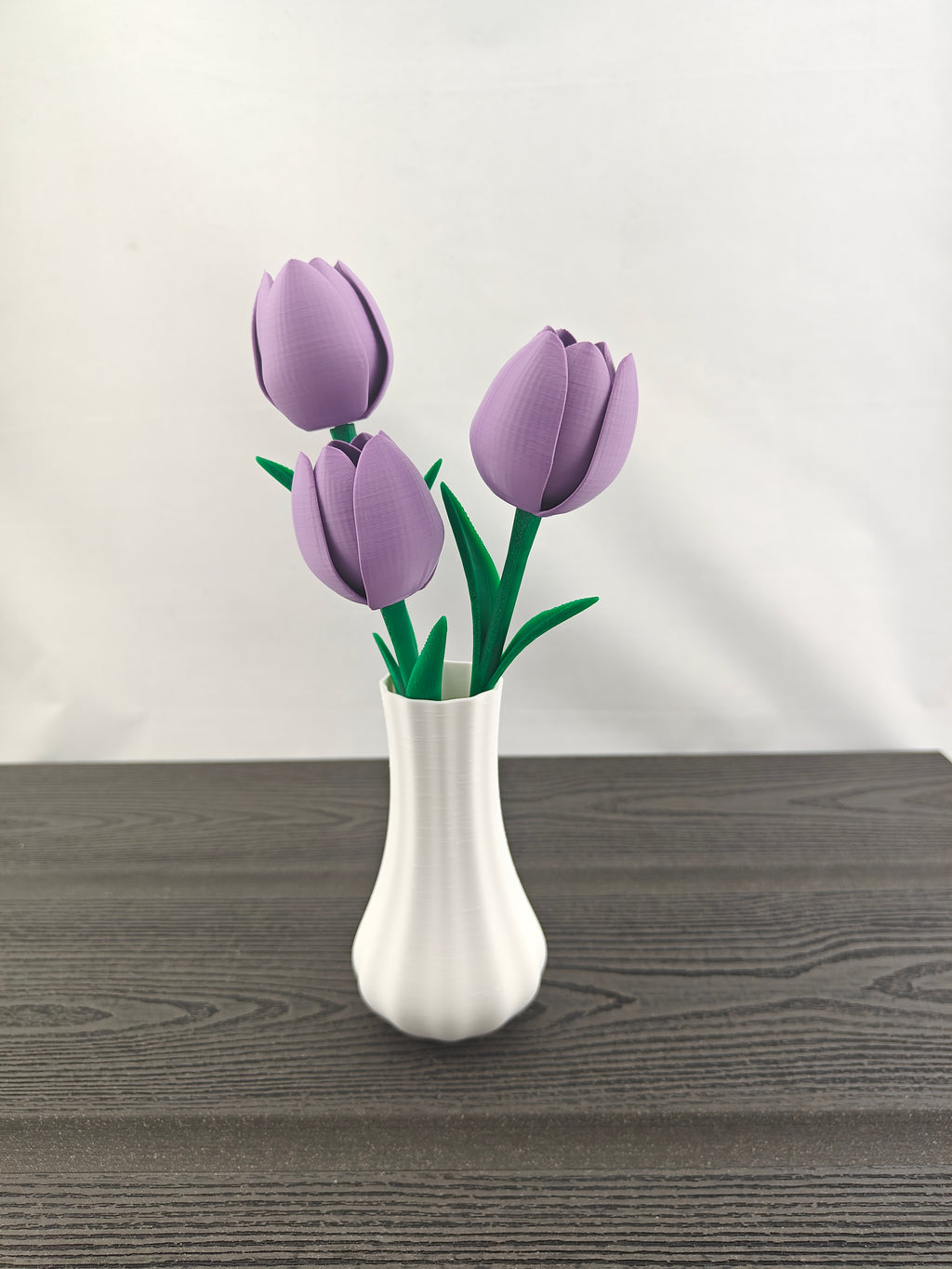 Lilt vase med 3 valgfri tulipaner
