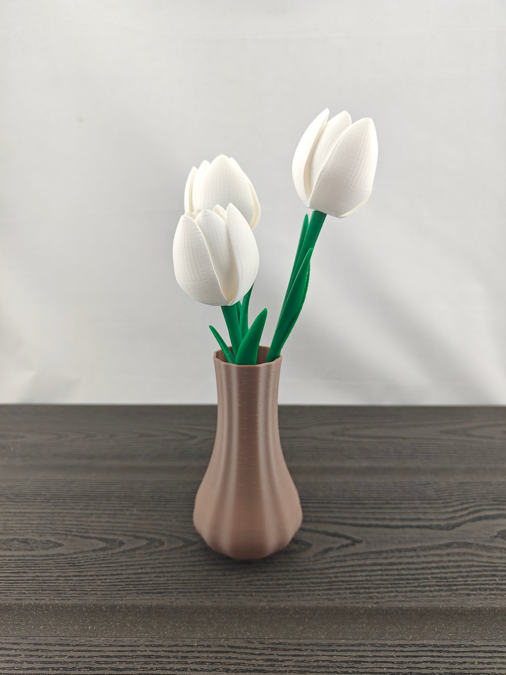 Lilt vase med 3 valgfri tulipaner