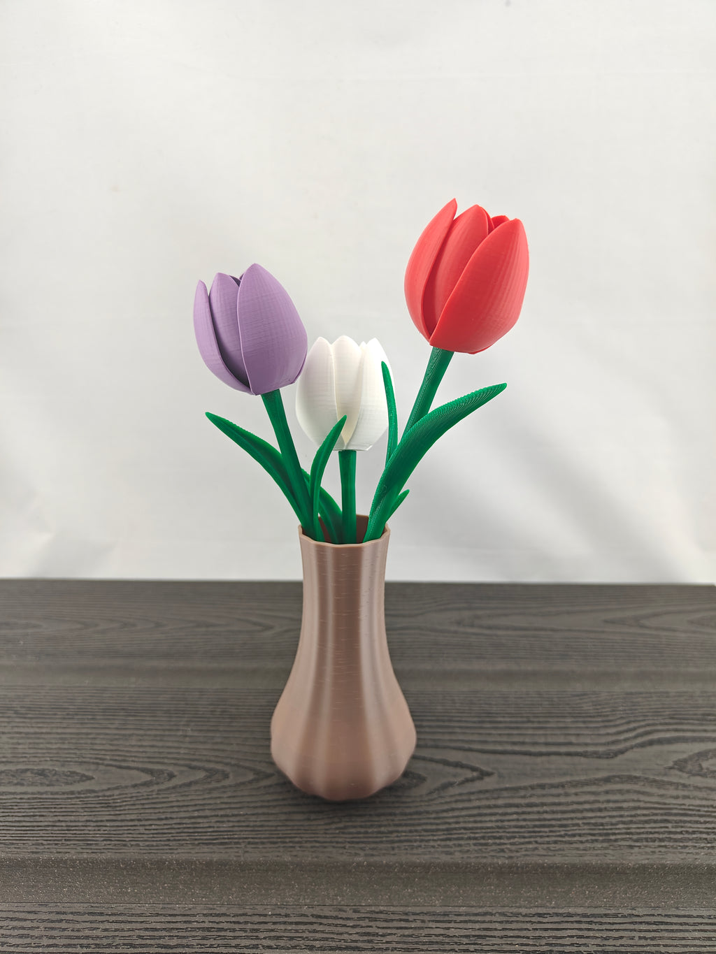 Lilt vase med 3 valgfri tulipaner