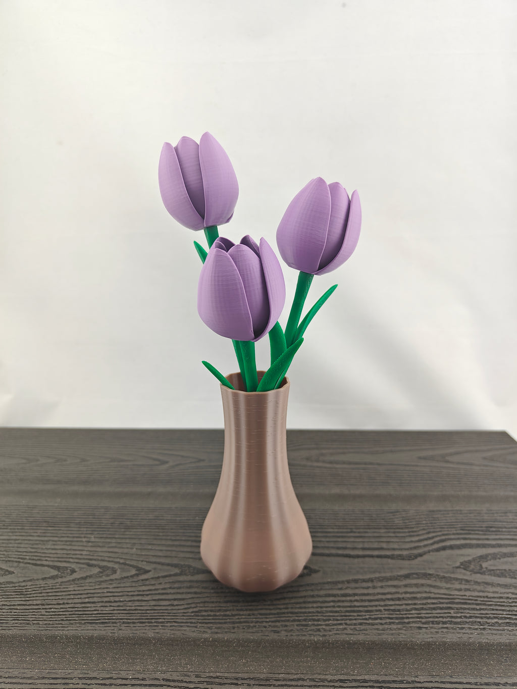 Lilt vase med 3 valgfri tulipaner