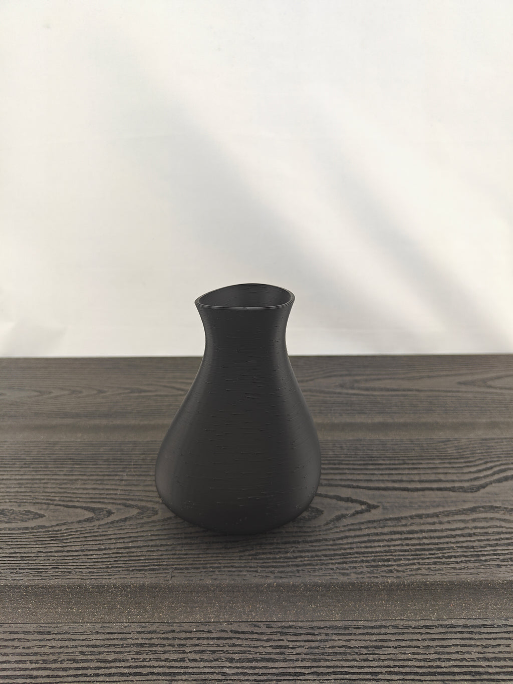 Trekant vase med 3 valgfri tulipaner