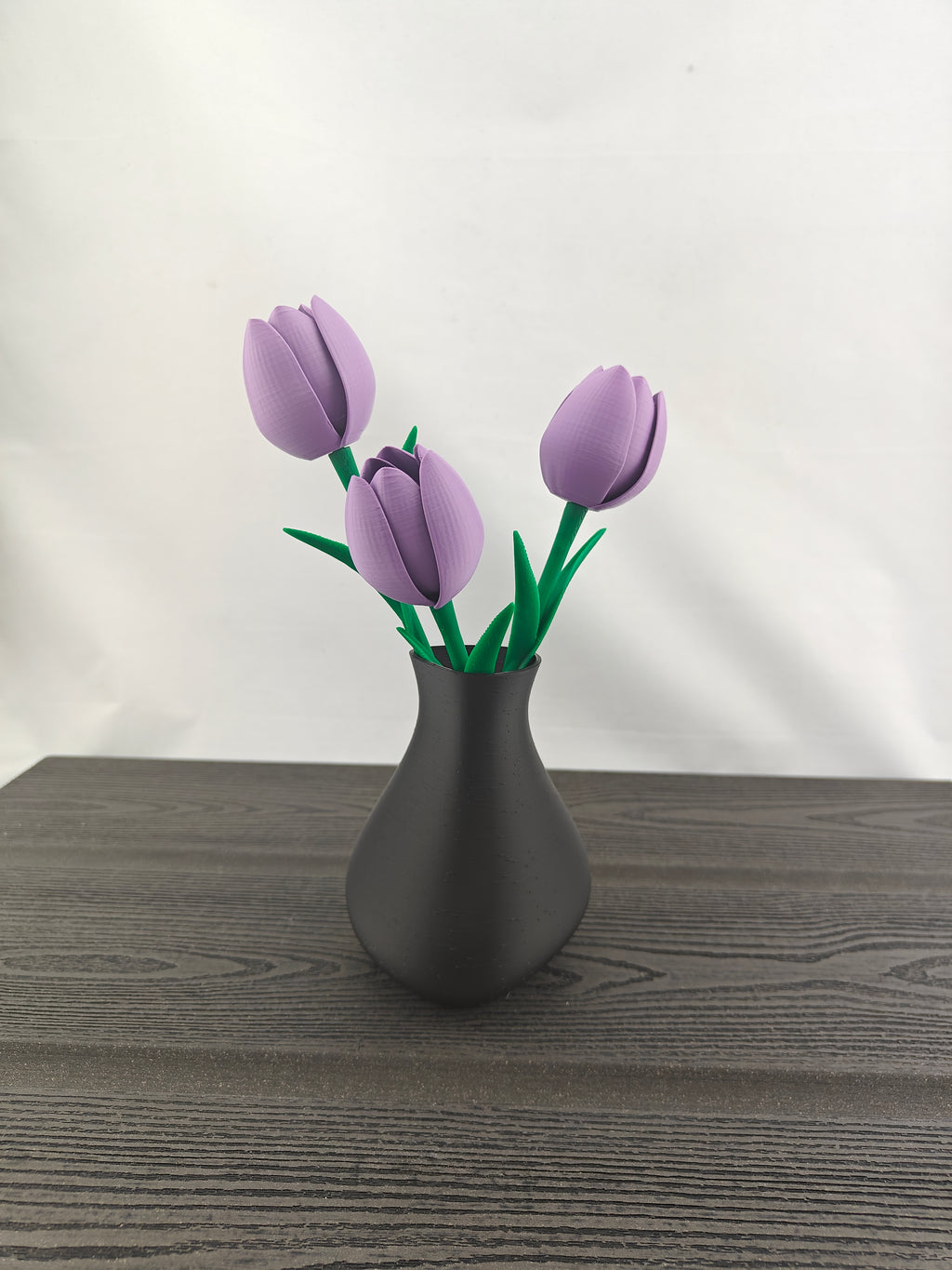 Trekant vase med 3 valgfri tulipaner